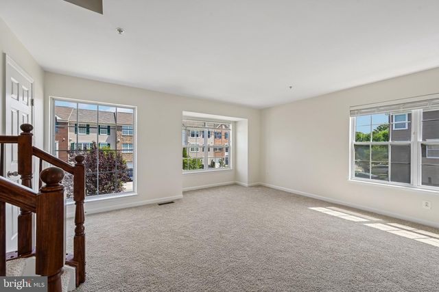 8518 STANSBURY LAKE DR, Baltimore, MD 21222