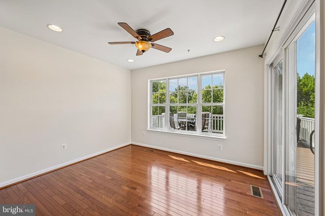 8518 STANSBURY LAKE DR, Baltimore, MD 21222