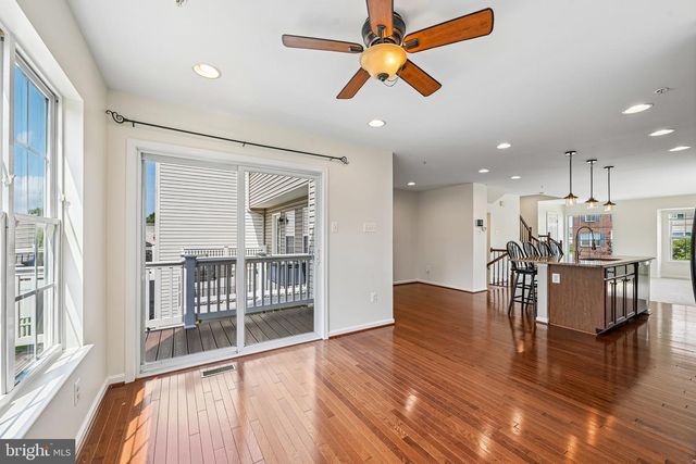 8518 STANSBURY LAKE DR, Baltimore, MD 21222