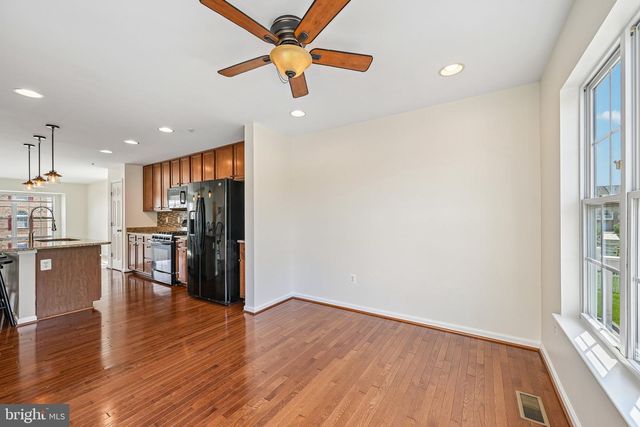 8518 STANSBURY LAKE DR, Baltimore, MD 21222