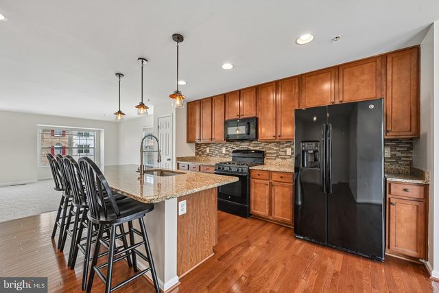 8518 STANSBURY LAKE DR, Baltimore, MD 21222