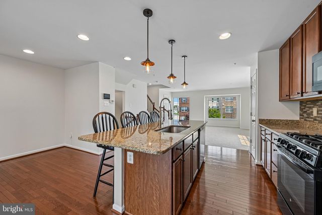 8518 STANSBURY LAKE DR, Baltimore, MD 21222