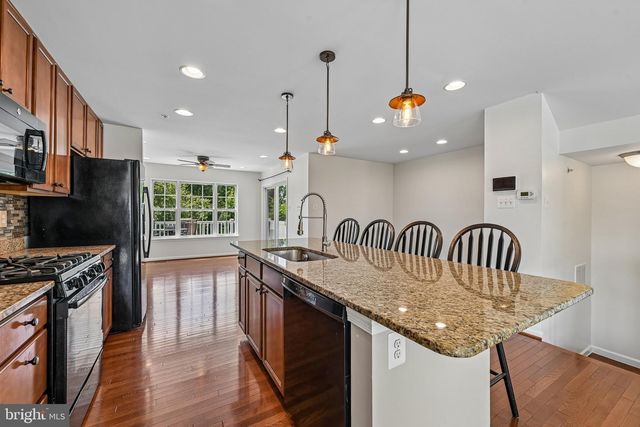 8518 STANSBURY LAKE DR, Baltimore, MD 21222