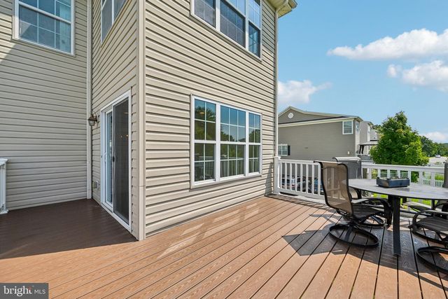 8518 STANSBURY LAKE DR, Baltimore, MD 21222