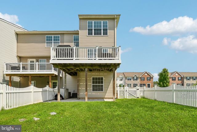8518 STANSBURY LAKE DR, Baltimore, MD 21222