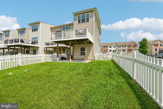 8518 STANSBURY LAKE DR, Baltimore, MD 21222