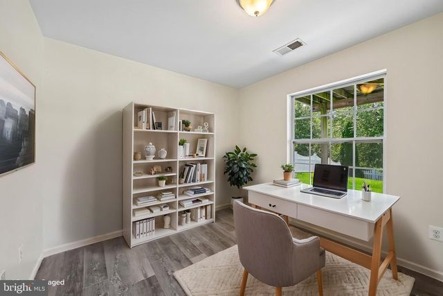 8518 STANSBURY LAKE DR, Baltimore, MD 21222