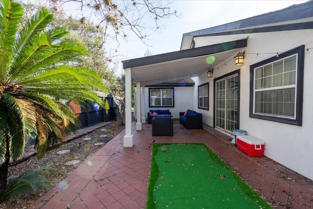 7916 Glenview Drive, Houston, TX 77061