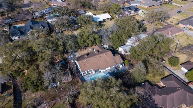 7916 Glenview Drive, Houston, TX 77061