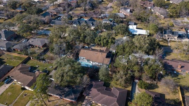 7916 Glenview Drive, Houston, TX 77061