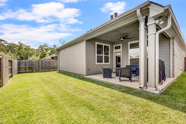 3208 Climbing Gardens Court, Conroe, TX 77301
