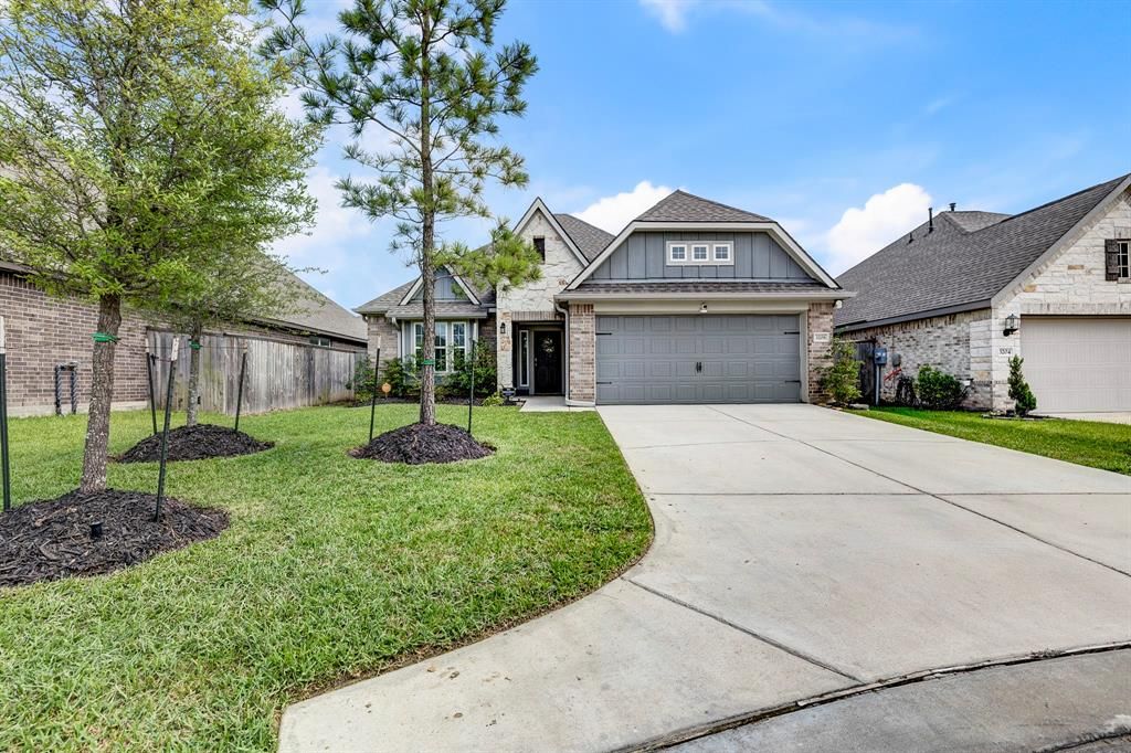 3208 Climbing Gardens Court, Conroe, TX 77301