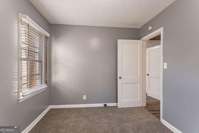 2196 Knoll Drive, Decatur, GA 30032