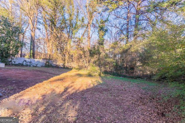 2196 Knoll Drive, Decatur, GA 30032