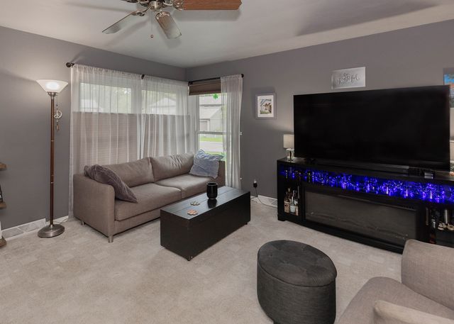 2127 36th Street, Rock Island, IL 61201
