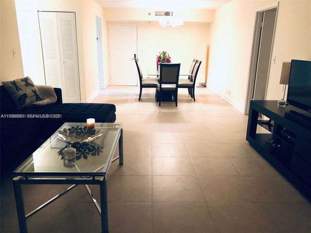 3300 NE 192nd St LP11, Aventura, FL 33180
