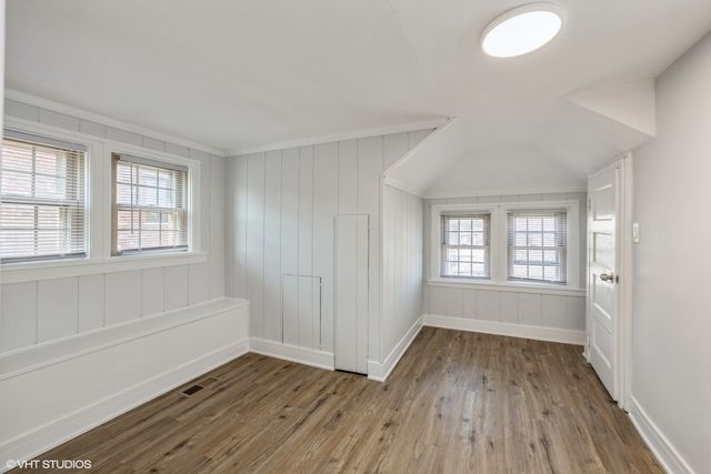 5348 S Merrimac Avenue, Chicago, IL 60638