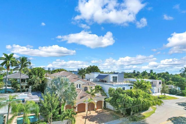 806 NE 16th Avenue, Fort Lauderdale, FL 33304