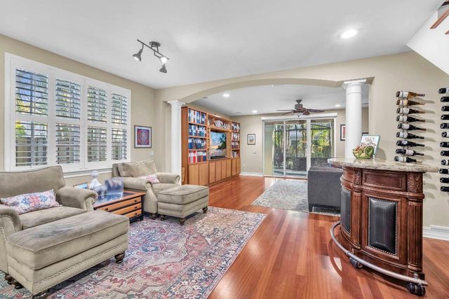 806 NE 16th Avenue, Fort Lauderdale, FL 33304