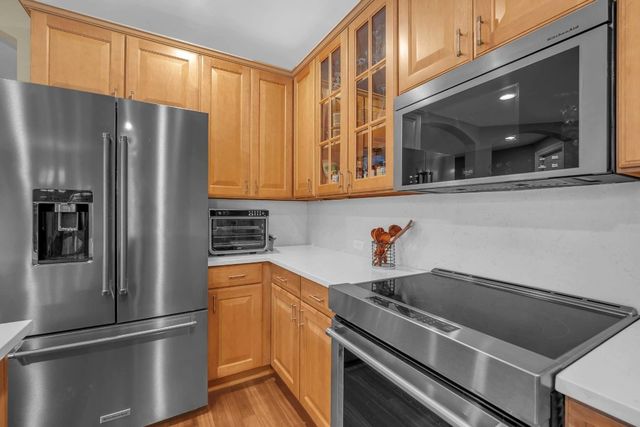 806 NE 16th Avenue, Fort Lauderdale, FL 33304