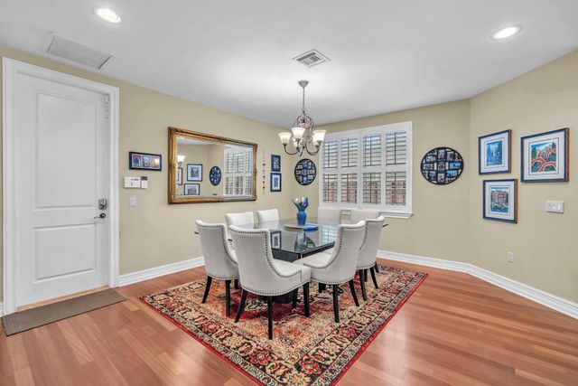 806 NE 16th Avenue, Fort Lauderdale, FL 33304