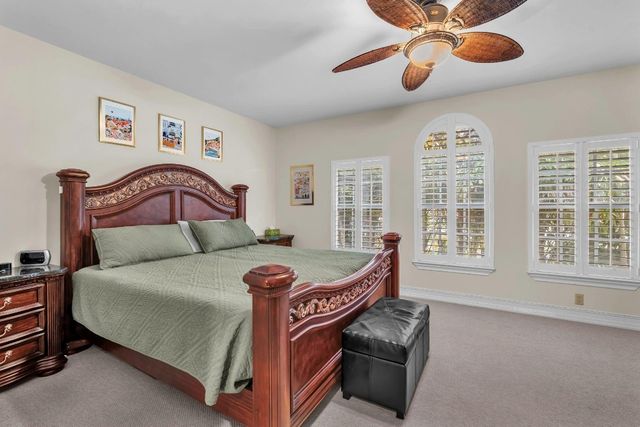 806 NE 16th Avenue, Fort Lauderdale, FL 33304