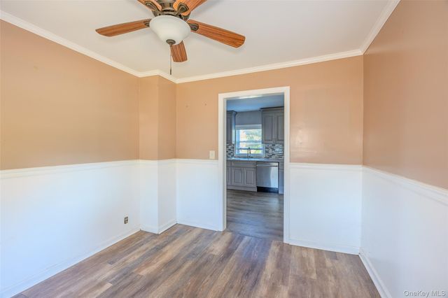 17 Andrew Avenue, Islip Terrace, NY 11752