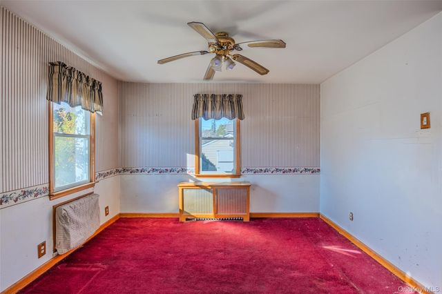 17 Andrew Avenue, Islip Terrace, NY 11752