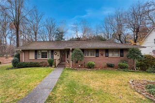 4540 Inwood Drive, Winston-salem, NC 27106