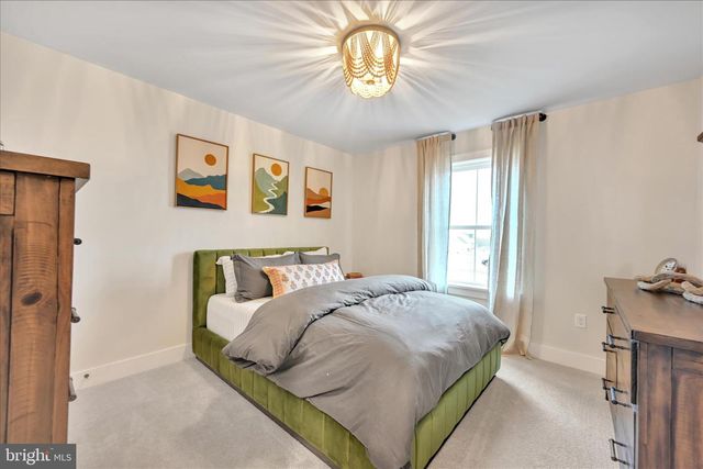 3151 CREIGHTON DR, Manheim, PA 17545