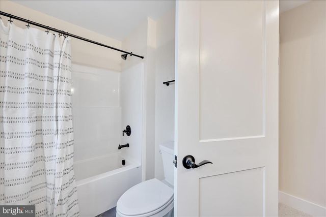 3151 CREIGHTON DR, Manheim, PA 17545