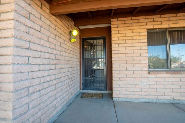 2418 Kemp Avenue, Kingman, AZ 86401