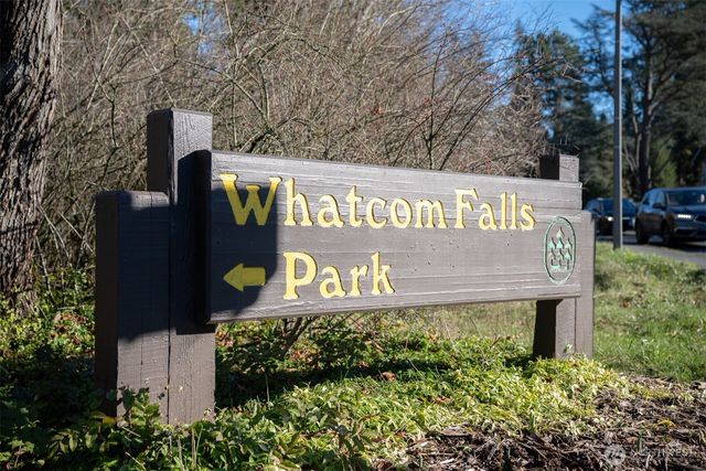 1120 Birch Falls Drive, Bellingham, WA 98229