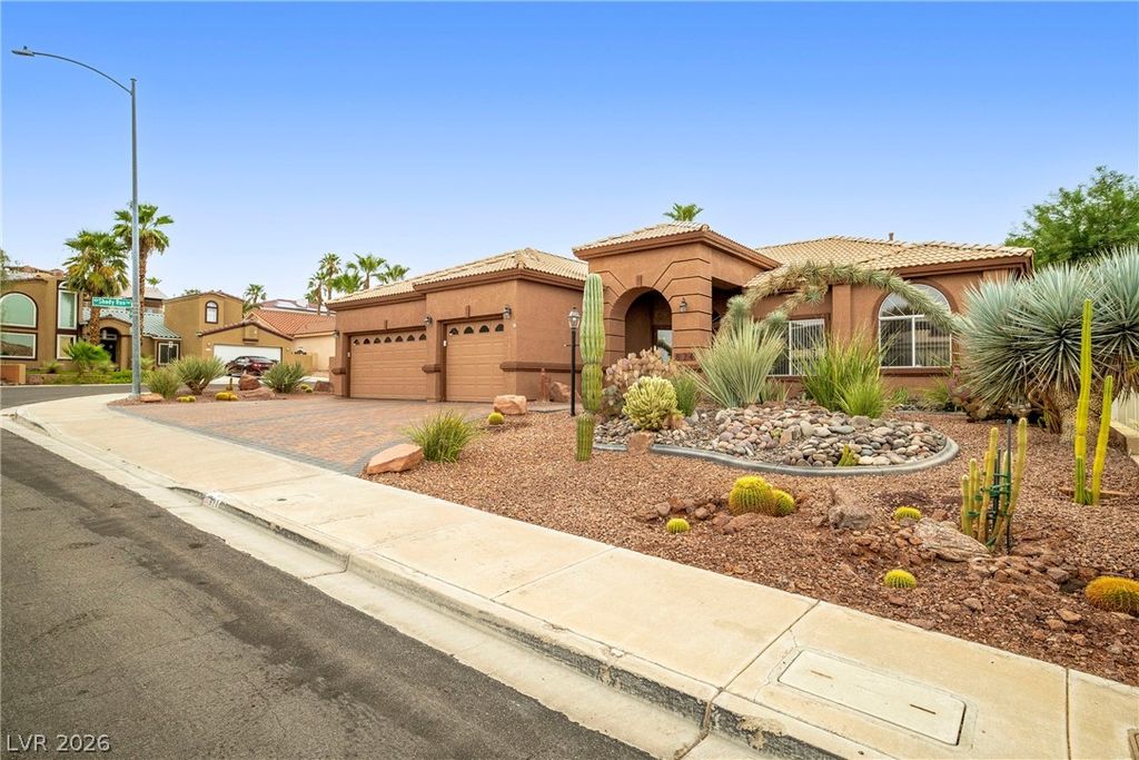 824 Sandsprings Street, Henderson, NV 89011 — photo 4