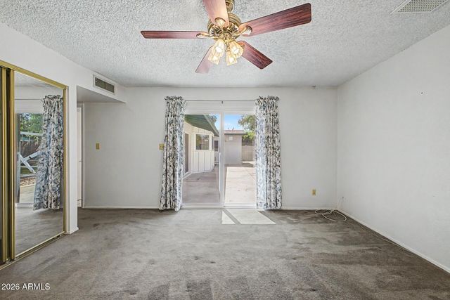 4414 W VOGEL Avenue, Glendale, AZ 85302