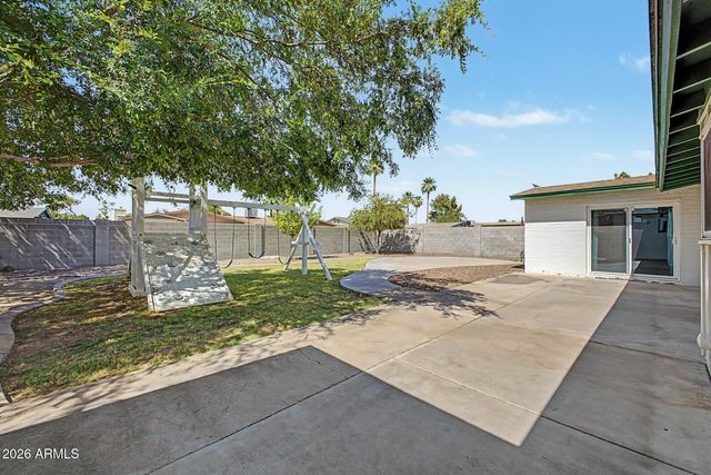 4414 W VOGEL Avenue, Glendale, AZ 85302