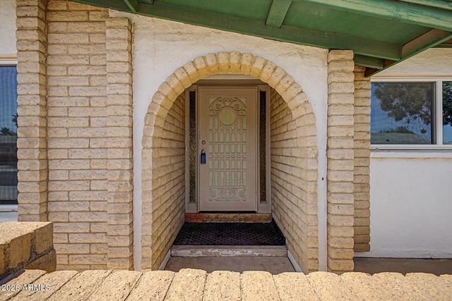 4414 W VOGEL Avenue, Glendale, AZ 85302