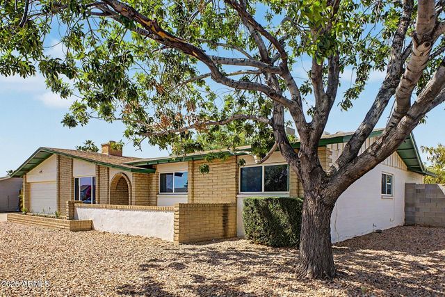 4414 W VOGEL Avenue, Glendale, AZ 85302