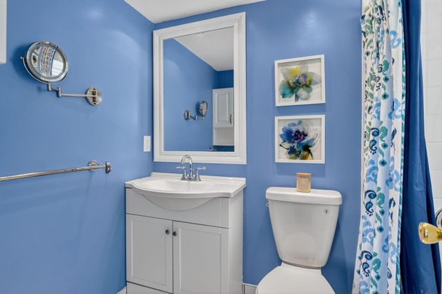 492 W Tilford W, Deerfield Beach, FL 33442