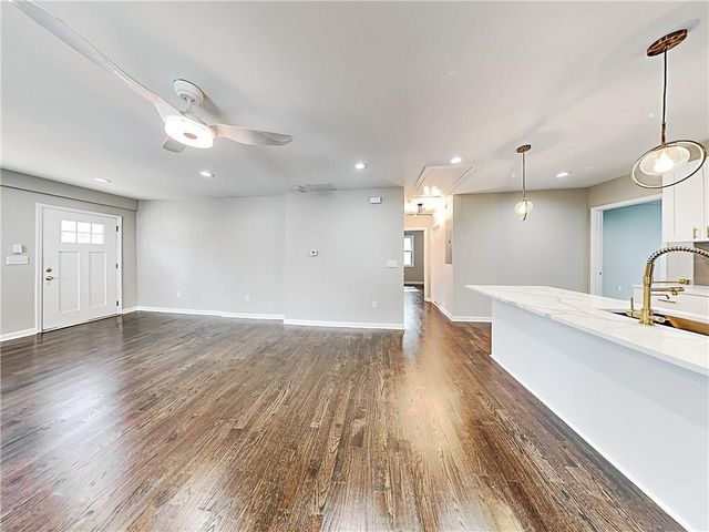 492 Elbridge Drive NW, Atlanta, GA 30318