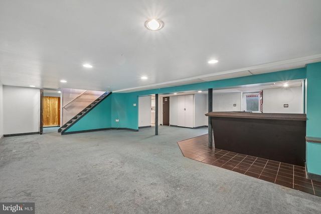 817 LEXINGTON AVE, Turnersville, NJ 08012