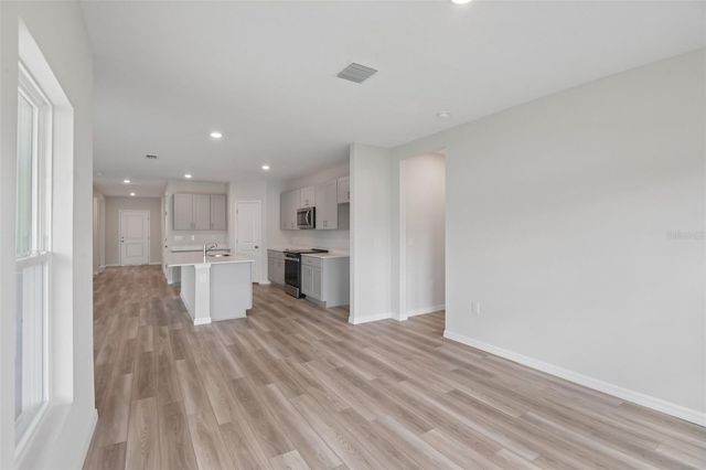 4192 RIVER BEACON BOULEVARD, Davenport, FL 33837