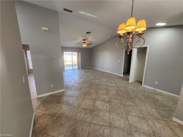 4126 SW 8th PL, Cape Coral, FL 33914