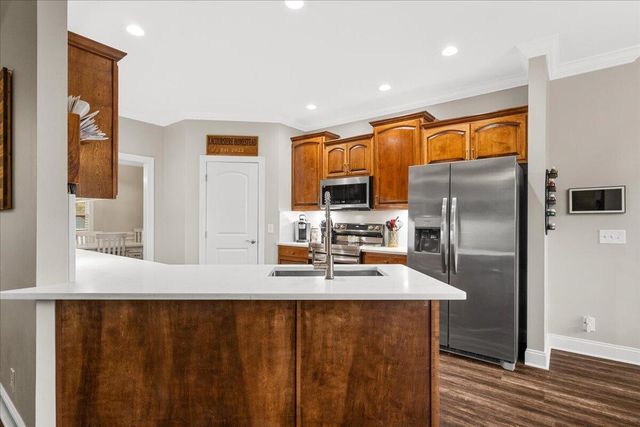 1020 S Ridge Drive, Dalton, GA 30721