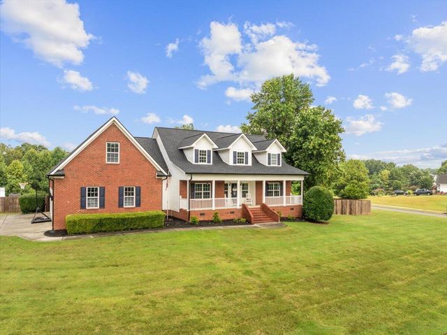 1020 S Ridge Drive, Dalton, GA 30721
