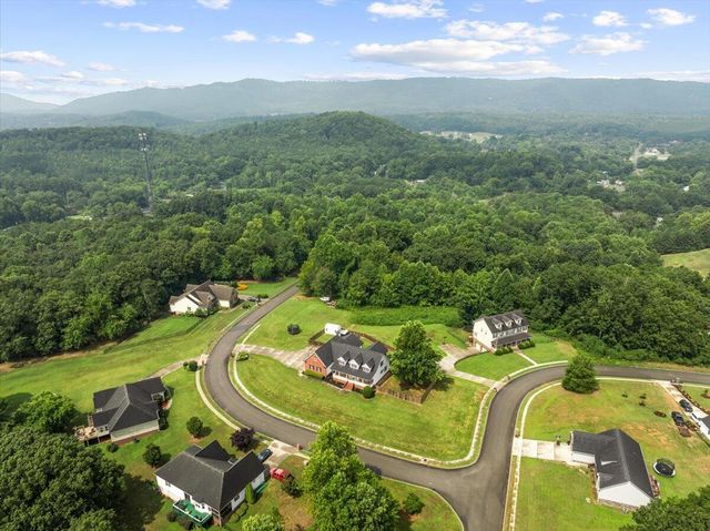 1020 S Ridge Drive, Dalton, GA 30721