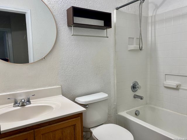 10011 Emerald Sun, San Antonio, TX 78245