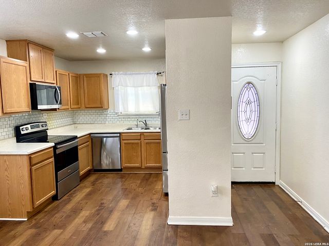 10011 Emerald Sun, San Antonio, TX 78245