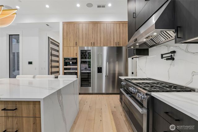 1607 SE 44th Circle, Brush Prairie, WA 98606