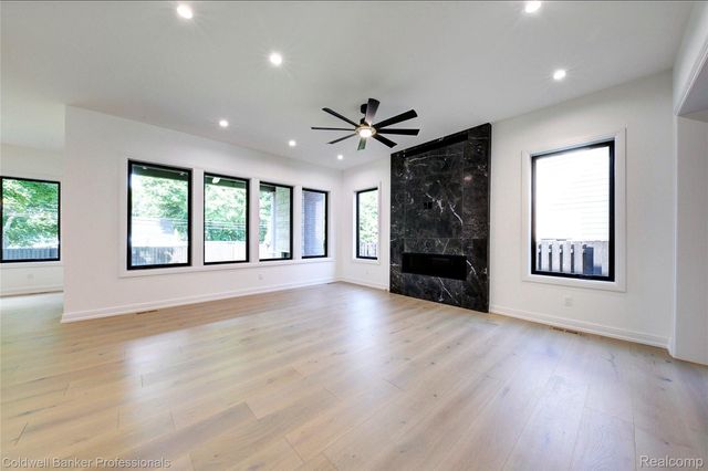 394 S Glenhurst Drive, Birmingham, MI 48009